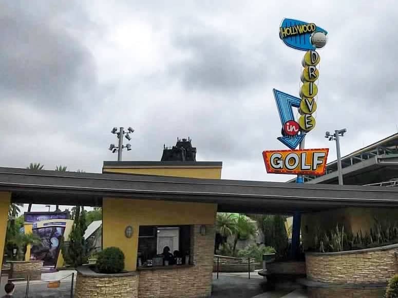 Hollywood Drive in golf at Universal