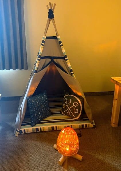 summer camp in great wolf lodge room