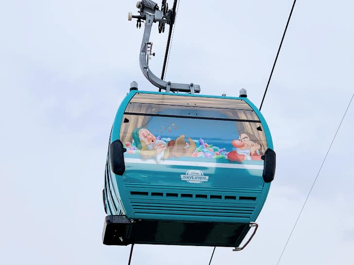 disney skyliner at disney world